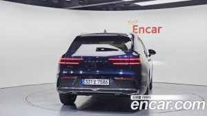 Genesis GV70 2.5T Бензин 2WD 2025 года из Южной Кореи