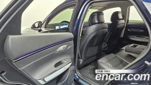 Genesis GV70 2.5T Бензин 2WD 2025 года из Южной Кореи