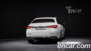 Mercedes-Benz C-Class C200 Avantgarde 2025 года из Южной Кореи