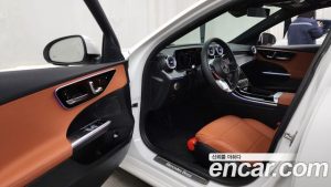 Mercedes-Benz C-Class C200 Avantgarde 2025 года из Южной Кореи
