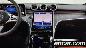 Mercedes-Benz C-Class C200 Avantgarde 2025 года из Южной Кореи