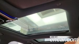 Mercedes-Benz C-Class C200 Avantgarde 2025 года из Южной Кореи