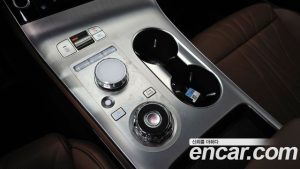 Genesis GV70 2.5T Бензин AWD 2025 года из Южной Кореи