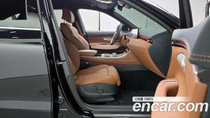 Genesis GV70 2.5T Бензин AWD 2025 года из Южной Кореи