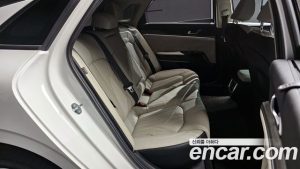 Kia K5 1.6 Turbo 2024 года из Южной Кореи