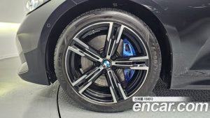 BMW 3-Series 320i Touring M Sport 2024 года из Южной Кореи