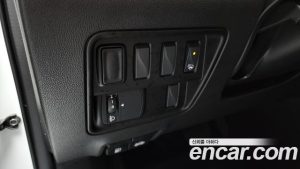 Renault-KoreaSamsung QM6 2.0 GDe LE Signature 2WD 2023 года из Южной Кореи