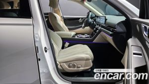 Genesis GV80 2.5T Бензин AWD 2024 года из Южной Кореи