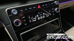 Genesis GV80 2.5T Бензин AWD 2024 года из Южной Кореи