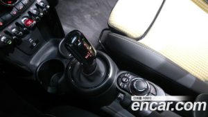 Mini Cooper 5Door RESOLUTE Edition 2023 года из Южной Кореи