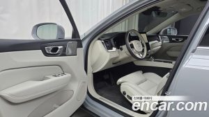 Volvo XC60 B5 Ultra Bright Air Air Suspension 2026 года из Южной Кореи