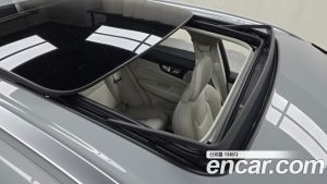 Volvo XC60 B5 Ultra Bright Air Air Suspension 2026 года из Южной Кореи