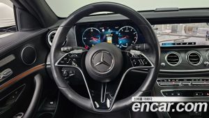 Mercedes-Benz E-Class E250 AMG Line 2023 года из Южной Кореи