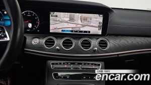 Mercedes-Benz E-Class E250 AMG Line 2023 года из Южной Кореи