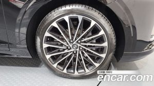 Hyundai Grandeur 2.5 Бензин 2WD 2025 года из Южной Кореи