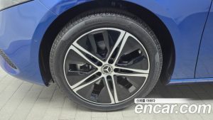 Mercedes-Benz A-Class A220 SEDAN 2025 года из Южной Кореи