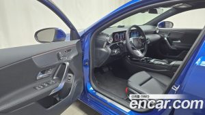Mercedes-Benz A-Class A220 SEDAN 2025 года из Южной Кореи