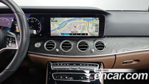 Mercedes-Benz E-Class E250 Avantgarde 2023 года из Южной Кореи