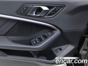 BMW 1-Series 120i M Sport 2024 года из Южной Кореи