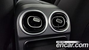 Mercedes-Benz C-Class C200 Avantgarde 2025 года из Южной Кореи