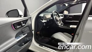 Mercedes-Benz C-Class C300 4MATIC Avantgarde 2024 года из Южной Кореи