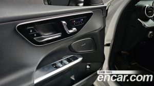 Mercedes-Benz C-Class C300 4MATIC Avantgarde 2024 года из Южной Кореи
