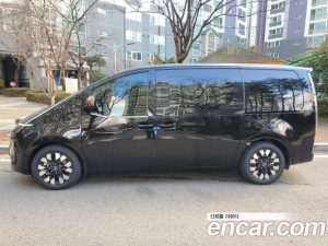 Hyundai Staria 4WD Lounge 9-Seater 2025 года из Южной Кореи