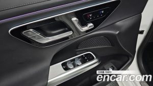 Mercedes-Benz E-Class E200 Avantgarde 2025 года из Южной Кореи