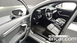 Audi A3 40 TFSI Premium 2025 года из Южной Кореи