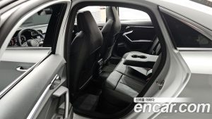 Audi A3 40 TFSI Premium 2025 года из Южной Кореи