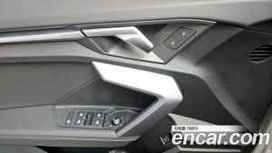 Audi A3 40 TFSI Premium 2025 года из Южной Кореи