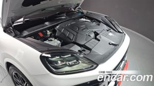Porsche Cayenne 3.0 2024 года из Южной Кореи