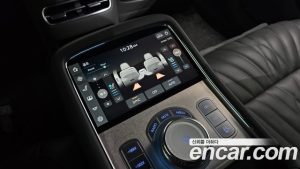 Genesis G90 Бензин 3.5 Turbo AWD 2025 года из Южной Кореи