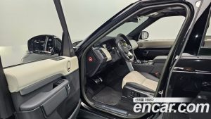 Land Rover Discovery P360 R-Dynamic SE 2023 года из Южной Кореи