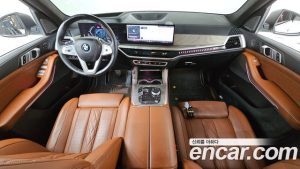 BMW X7 xDrive 40d Design Pure Excellence 7-Seater 2024 года из Южной Кореи