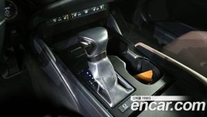 Lexus ES Luxury Plus 2023 года из Южной Кореи