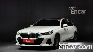 BMW 5-Series 520i M Sport 2024 года из Южной Кореи