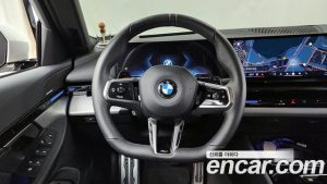BMW 5-Series 520i M Sport 2024 года из Южной Кореи
