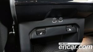 BMW 5-Series 520i M Sport 2024 года из Южной Кореи