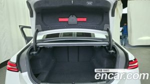 BMW 5-Series 520i M Sport 2024 года из Южной Кореи