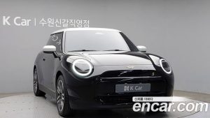Mini Cooper SE CLASSIC 2024 года из Южной Кореи
