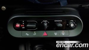 Mini Cooper SE CLASSIC 2024 года из Южной Кореи