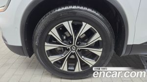 Renault-KoreaSamsung QM6 2.0 GDe LE Signature 2WD 2023 года из Южной Кореи