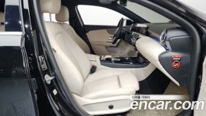 Mercedes-Benz A-Class A220 HATCHBACK 2023 года из Южной Кореи