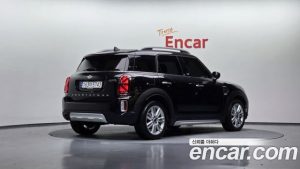 Mini Countryman CLASSIC Plus COMFORT PACK 2023 года из Южной Кореи
