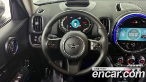 Mini Countryman CLASSIC Plus COMFORT PACK 2023 года из Южной Кореи