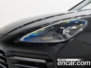 Porsche Cayenne 3.0 2023 года из Южной Кореи