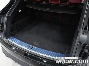 Porsche Cayenne 3.0 2023 года из Южной Кореи