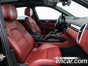 Porsche Cayenne 3.0 2023 года из Южной Кореи