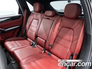 Porsche Cayenne 3.0 2023 года из Южной Кореи